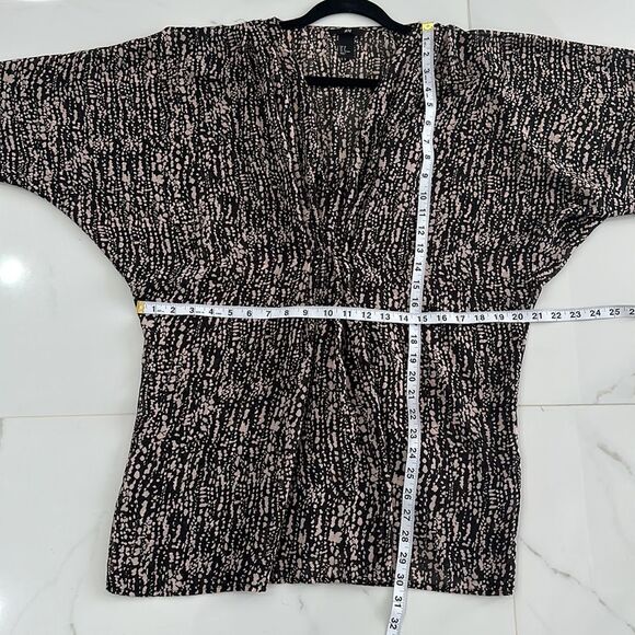 H&M Top/Kimono Woman Black & White Short Sleeves Sz 8 - Picture 11 of 12